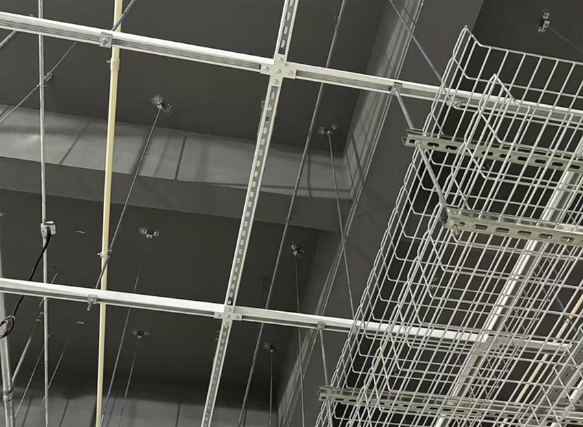Combined Support Frame — Configuration 392 configuration reference